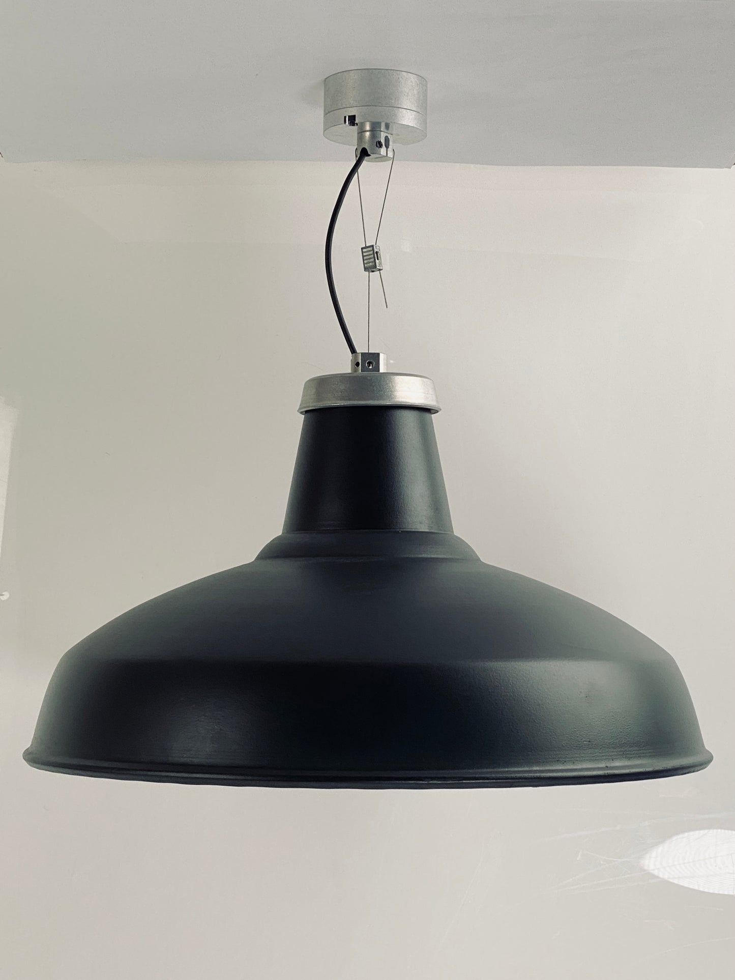 Reflekter™ XL | Black | Small Monopoint | Worn